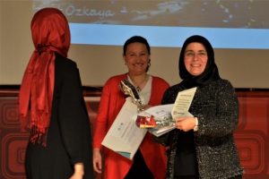 50'den fazla kadını istihdam eden emekli &ouml;ğretmen Bursa'da tecr&uuml;belerini paylaştı