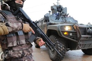 Şırnak'ta 3 PKK'lı ter&ouml;rist teslim oldu