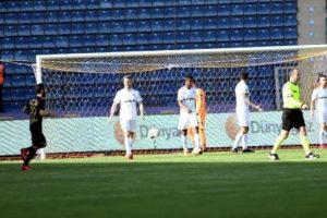 Bursaspor 10 sezonun da en k&ouml;t&uuml; d&ouml;nemini ge&ccedil;iriyor
