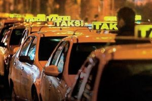 Taksideki tartışma karakolda bitti: İnin sizi g&ouml;t&uuml;rmek istemiyorum