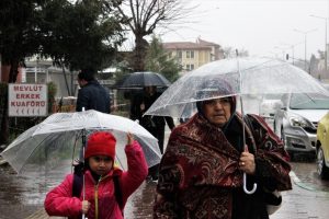 Bursa'da bug&uuml;n ve yarın hava durumu nasıl olacak? (12 Mart 2018 Pazartesi)