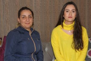 Hamile kaldıklarını &ouml;ğrendikleri g&uuml;n kovuldular