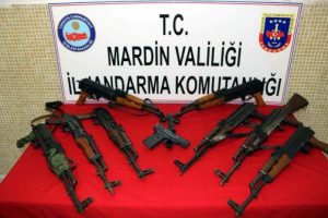 PKK operasyonunda çok sayıda mühimmat ele geçirildi