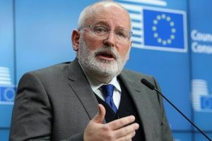 Timmermans'tan Trump'a tepki
