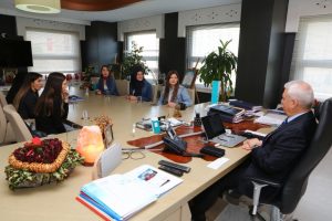Bursa'da öğrenciler Nilüfer Belediyesi'nin hizmetlerini inceledi