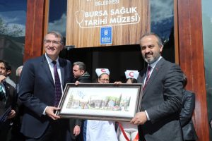 Bursa'da "Sağlık Tarihi Müzesi" Tıp Bayramında açıldı