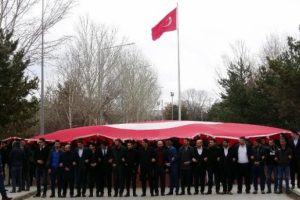 Kampüste Zeytin Dalı'na destek yürüyüşü