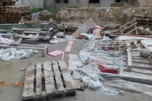Bursa'da inşaatın 4'&uuml;nc&uuml; katından d&uuml;şen iş&ccedil;i hastanede &ouml;ld&uuml;