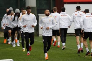 Galatasaray'da derbi hazırlıkları s&uuml;rd&uuml;