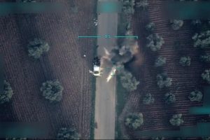 Afrin'de sivillere tuzak kuran ter&ouml;rist yakalandı