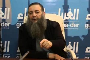 Bu kadarına da pes! "Tek kadınla doyan erkek sapıktır"