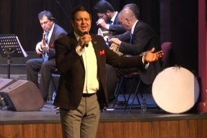 Bursa T&uuml;rk Halk M&uuml;ziği Derneği'nden t&uuml;rk&uuml; ş&ouml;leni