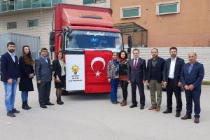Bursa'dan Kağızman'daki &ouml;ğrencilere yardım tırı