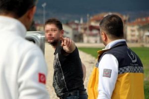 Uyuşturucu kullanan gen&ccedil; 'Mantı yedim b&ouml;yle oldu' dedi