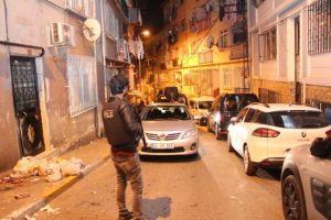 Ter&ouml;r &ouml;rg&uuml;t&uuml;n&uuml;n gen&ccedil;lik yapılanmasına operasyon!