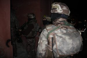 T&uuml;rkiye genelinde uyuşturucu operasyonu!