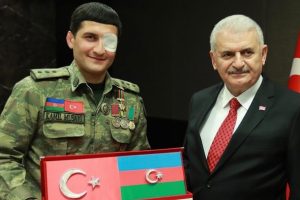 Gaziden Başbakan Yıldırım'a duygulandıran ziyaret