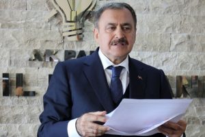 Eroğlu: Bıyıklarımı kesmediğim s&uuml;rece su kesilmeyecek