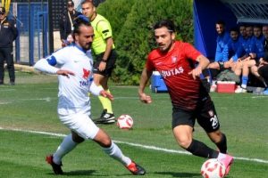 Karacabey Birlikspor Teknik Direkt&ouml;r&uuml;: "Rakibi ciddiye alıyoruz"