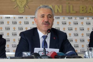 Arslan: Yavuz Sultan Selim K&ouml;pr&uuml;s&uuml; &uuml;zerinde raylı sistem i&ccedil;in...