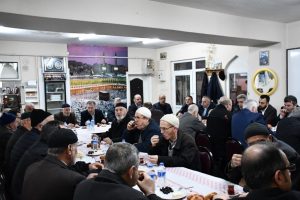 Bursa İneg&ouml;l Belediye Başkanı Taban, "Bereket Sofrası"nda halkı dinledi