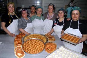 Y&ouml;resel yemeklerle kadınlar işletmeci oluyor