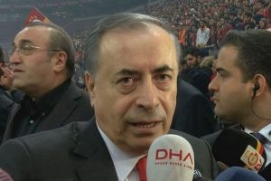 Mustafa Cengiz: Tarihi bir ana tanıklık ediyoruz