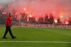 Galatasaray taraftarı idmana akın etti