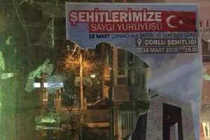 Atat&uuml;rk fotoğrafının bulunduğu afişler yırtıldı