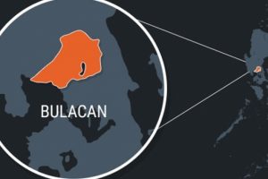 Filipinler'de k&uuml;&ccedil;&uuml;k u&ccedil;ak d&uuml;şt&uuml;
