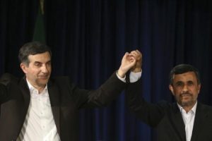 Ahmedinejad'ın yardımcısına g&ouml;zaltı