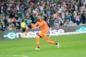 Bursasporlu Harun Tekin'den, Lucescu'ya mesaj!