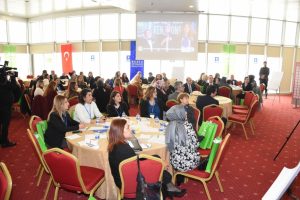 Bursa'da 'Kadınlar Konuşuyor' &ccedil;alıştayı yapıldı