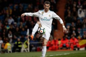 Ronaldo Real Madrid'i galibiyete taşıdı