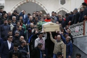 Bursa'da MHP eski ilçe başkanının kazada ölen eşi toprağa verildi