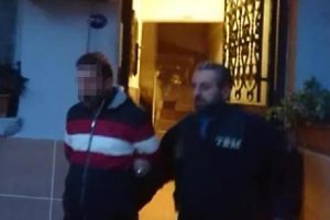 İzmir'de ter&ouml;r operasyonu: 17 kişi g&ouml;zaltına alındı