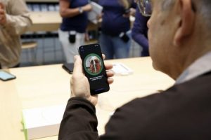 Apple rakiplerine en az iki yıl fark attı