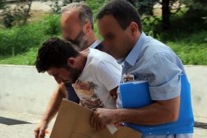 Tutuklu cinayet zanlısı hastanede &ouml;ld&uuml;