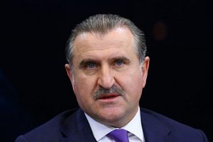 Bakan Bak, down sendromlu futbolcularla ma&ccedil; yapacak