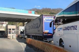 Sarp Sınır Kapısı ge&ccedil;ici olarak kapatılacak