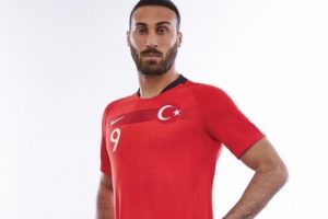 TFF'den skandal! T&uuml;rkiye yerine T&uuml;rkıye yazdılar