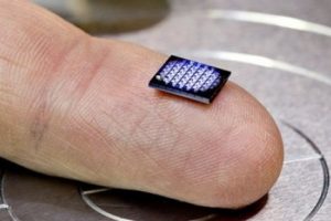 IBM d&uuml;nyanın en k&uuml;&ccedil;&uuml;k bilgisayarını &uuml;retti