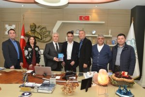Bursa'da Koşukavaklılar'dan Başkan Bozbey'e ziyaret