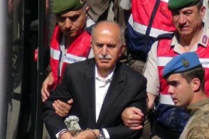 Bursa'da FETÖ üyesi elektrik mühendisi İmralı'da Öcalan'la görüşmüş