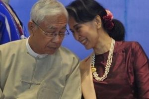 Myanmar Devlet Başkanı Htin Kyaw g&ouml;revden ayrıldı