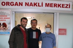 Kardeşinin b&ouml;breği ile yeniden hayat buldu