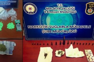 Malatya'da uyuşturucu operasyonu: 23 kişi g&ouml;zaltına alındı