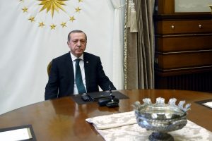 Erdoğan AK Partili milletvekilleri ile bir araya geldi