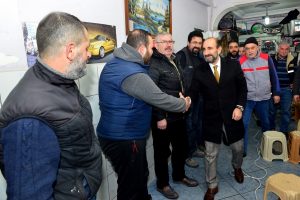 Bursa'da Başkan Edebali esnafı ziyaret etti