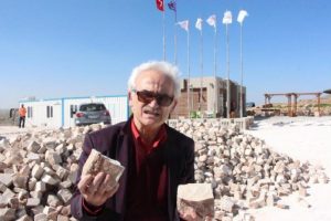 Şanlıurfa'da skandal! Tarihi alana beton d&ouml;kt&uuml;ler!